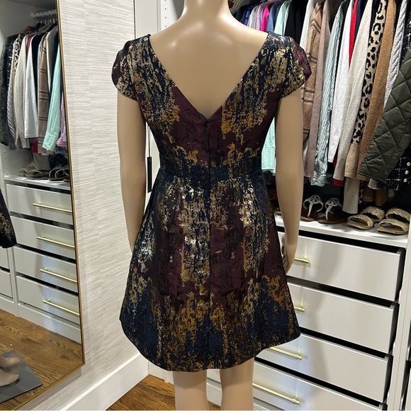 Vince Camuto Cocktail Dress - Picture 4 of 6